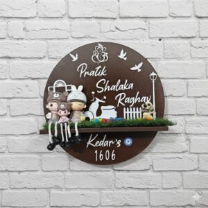 Round Plate with Shelf & Dolls